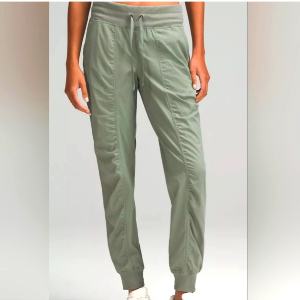 Lululemon Dance Studio Mid-Rise Jogger Pants Green Size 4 Extra Small